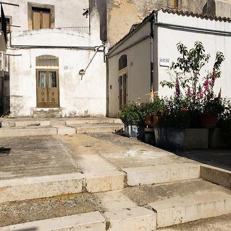 Casa Rione Medievale Villa Monte SantʼAngelo Buitenkant foto