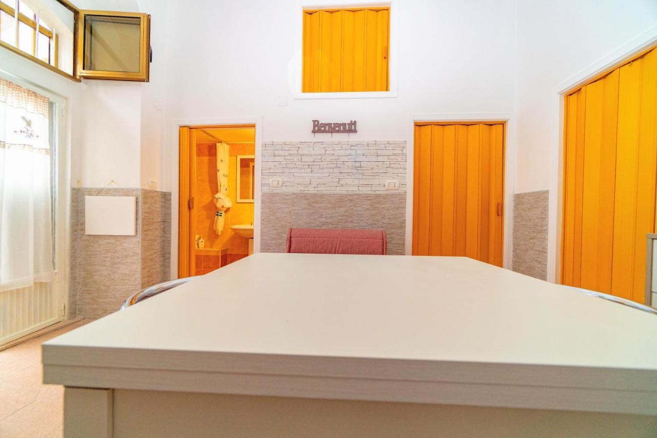 Casa Rione Medievale Villa Monte SantʼAngelo Buitenkant foto